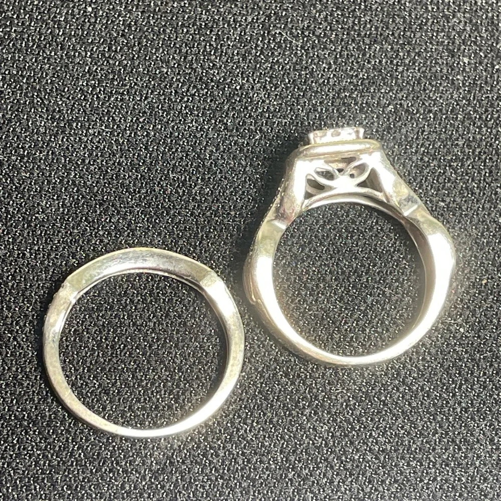 Wedding Ring Set - Picture 3 of 6
